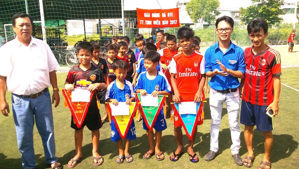 Thị trấn Tịnh Biên nỗ lực xây dựng phong trào bóng đá