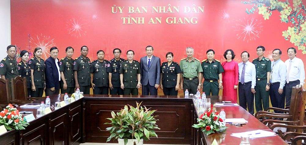 Cục Phát triển, Bộ Quốc phòng Campuchia chúc Tết lãnh đạo tỉnh An Giang