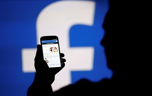 Facebook sẽ ưu tiên những nguồn tin tức ‘tin cậy’ (Ảnh: Reuters).