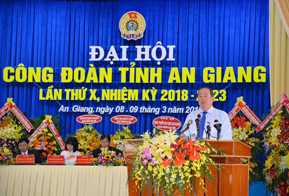  Phó Chủ UBND tỉnh Nguyễn Thanh Bình giải đáp ý kiến, kiến nghị của đoàn viên, người lao động từ Đại hội Công đoàn các cấp