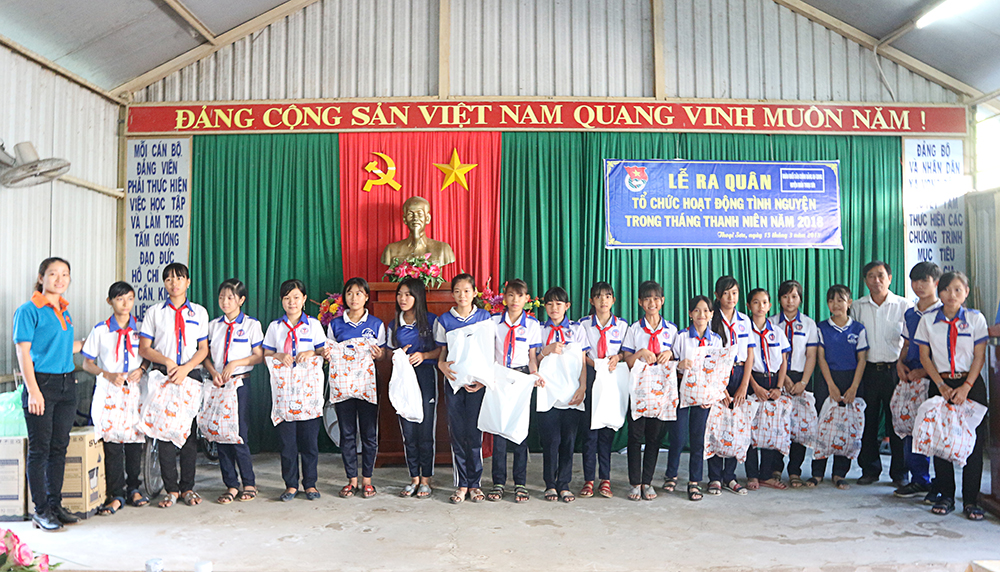 Đoàn Khối Dân chính Đảng tỉnh tổ chức nhiều hoạt động hưởng ứng Tháng Thanh niên 2018