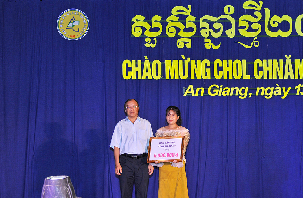 Trường Đại học An Giang tổ chức đón Tết Chol Chnam Thmay 2018 cùng giáo viên và sinh viên người dân tộc Khmer