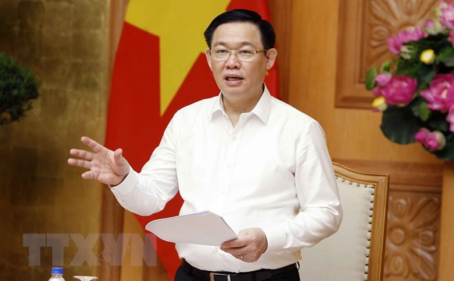 Phó Thủ tướng Vương Đình Huệ, Trưởng ban Chỉ đạo đổi mới và phát triển doanh nghiệp phát biểu. (Ảnh: Văn Điệp/TTXVN)