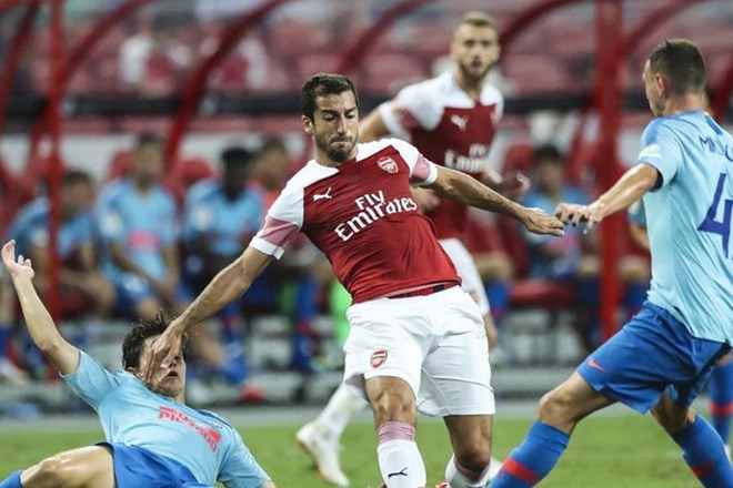 Mkhitaryan là một trong ba cầu thủ Arsenal đá trượt ở loạt sút luân lưu. (Nguồn: Getty Images)