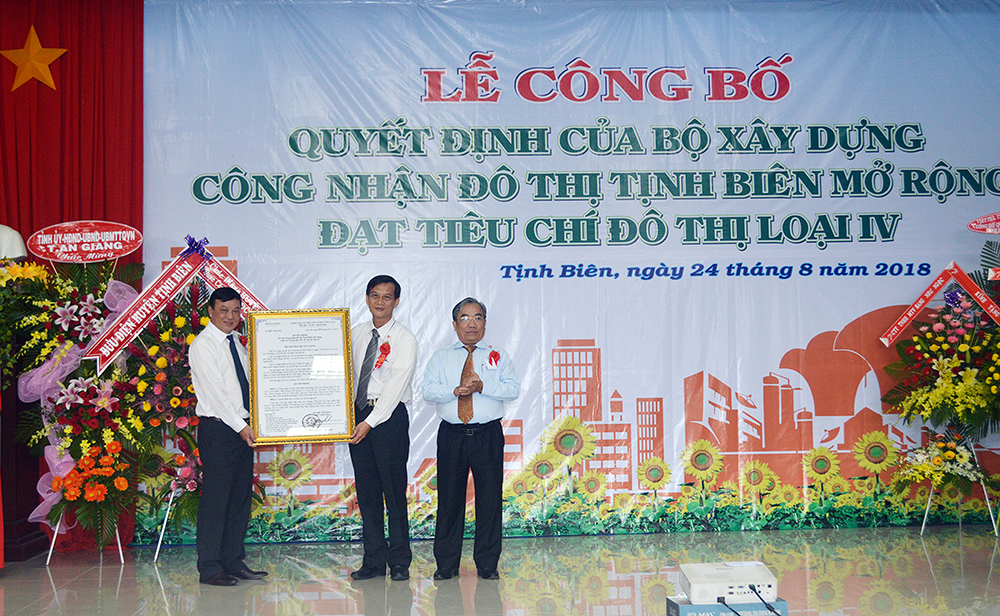 Đô thị Tịnh Biên mở rộng được công nhận đạt tiêu chí đô thị loại IV