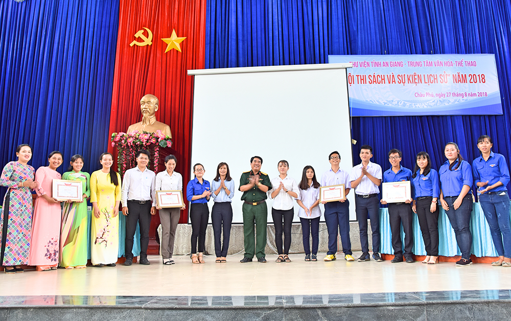 Châu Phú tổ chức Hội thi chuyên đề “Sách và sự kiện lịch sử” năm 2018
