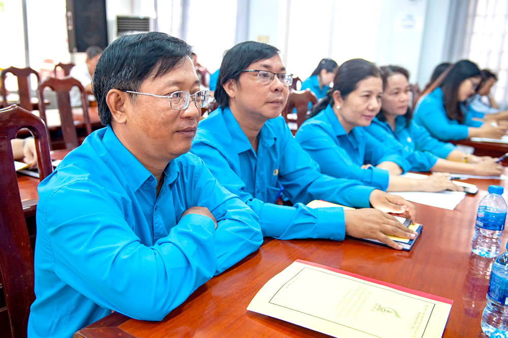 Liên đoàn Lao động tỉnh: Báo cáo nhanh kết quả Đại hội Công đoàn Việt Nam lần thứ XII