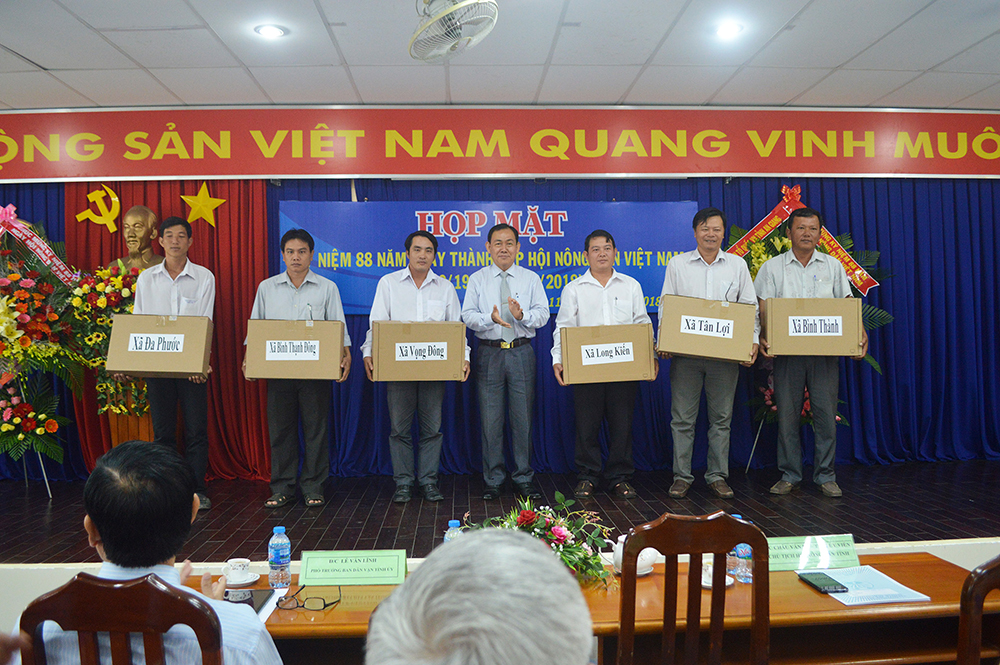 Họp mặt kỷ niệm 88 năm ngày thành lập Hội Nông dân Việt Nam