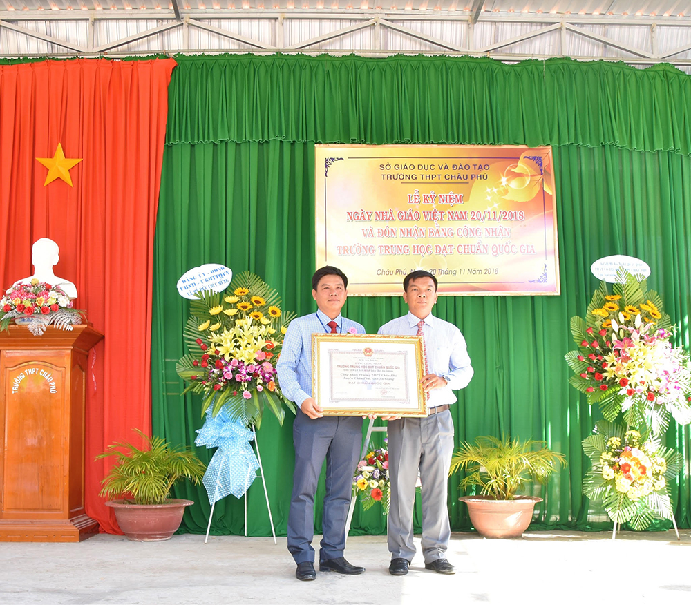 Các trường học ở huyện Châu Phú lễ kỷ niệm ngày Nhà giáo Việt Nam