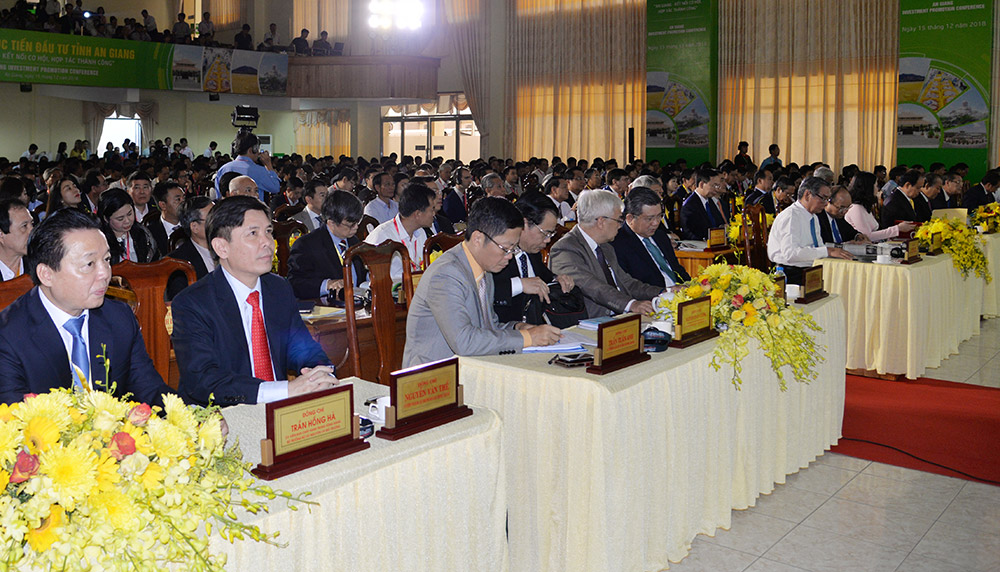 Các đại biểu tham dự Hội nghị xúc tiến đầu tư tỉnh An Giang 2018