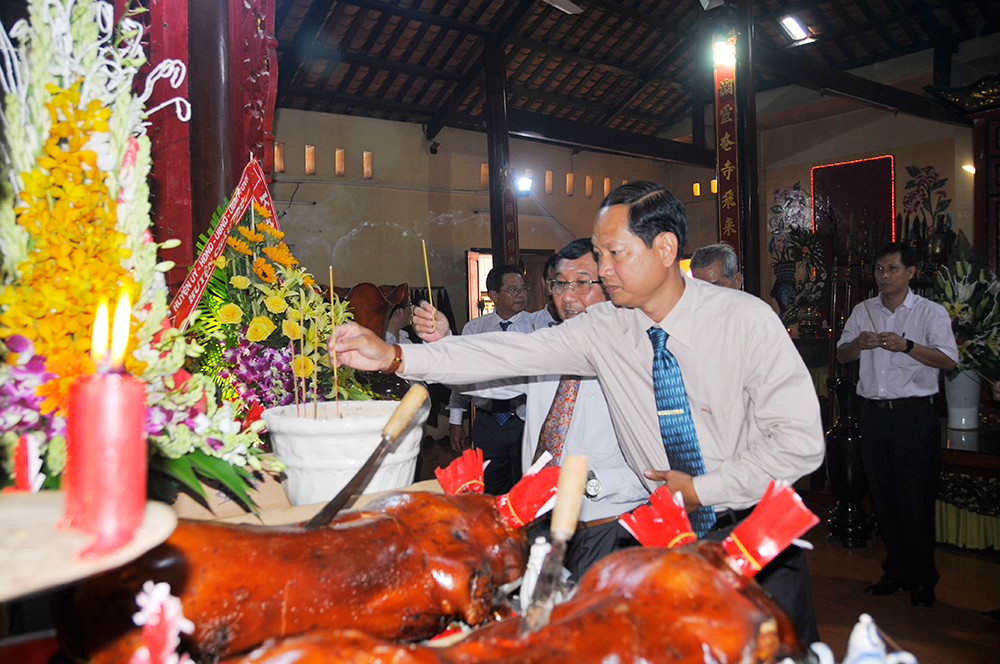 Châu Phú kỷ niệm 146 năm Quản cơ Trần Văn Thành chống Pháp hy sinh và cuộc khởi nghĩa Bảy thưa