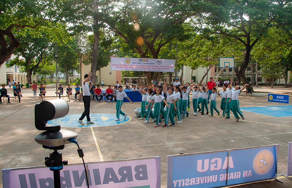 Hội thảo tập huấn trực tuyến “EDUball/BRAINball - Phương pháp giảng dạy mới dành cho nhà giáo dục”