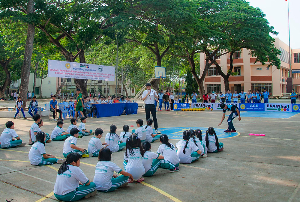 Hội thảo tập huấn trực tuyến “EDUball/BRAINball - Phương pháp giảng dạy mới dành cho nhà giáo dục”