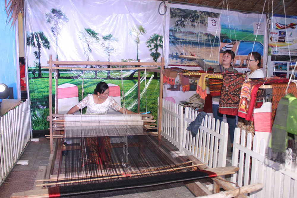 Khai mạc Lễ hội văn hóa ẩm thực dân gian và sản phẩm truyền thống