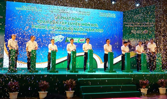 Phát động toàn dân tập bơi, phòng, chống đuối nước