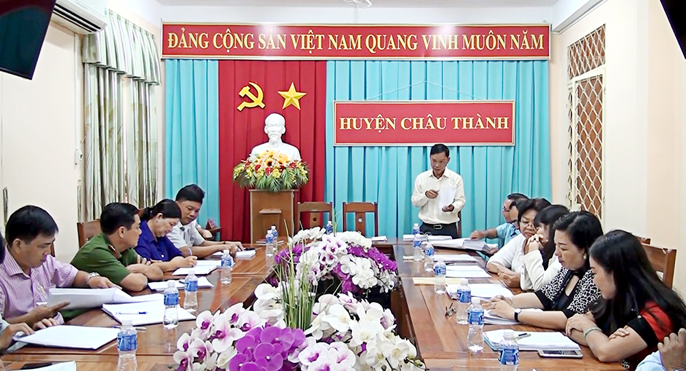 Họp tổ đại biểu HĐND tỉnh đơn vị huyện Châu Thành