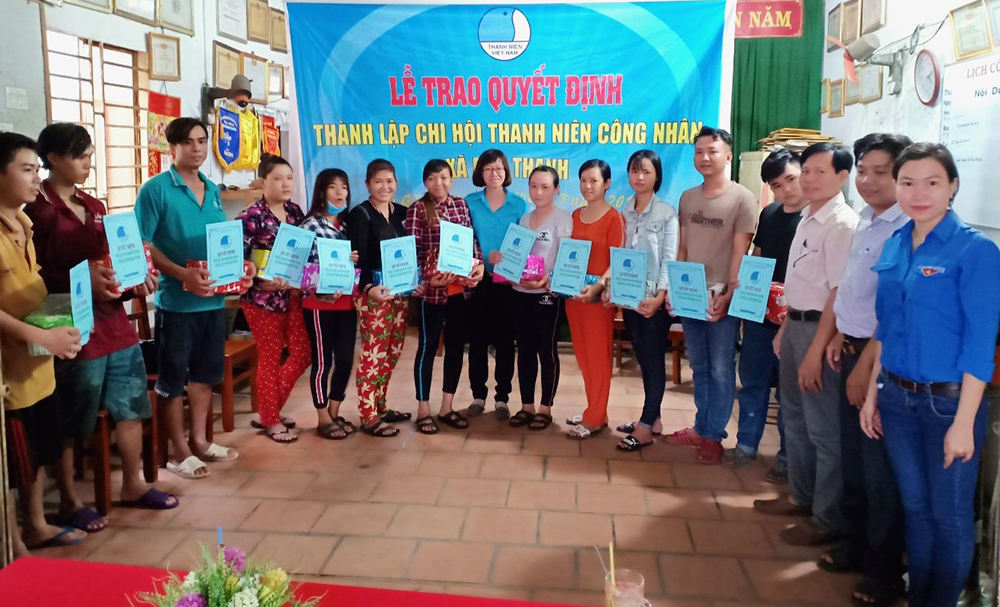 Thành lập Chi hội “Thanh niên công nhân” tại Phú Tân