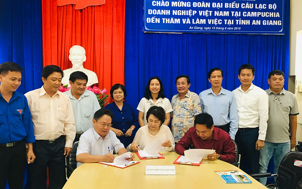 Tiếp đoàn Câu lạc bộ doanh nghiệp Việt Nam tại Campuchia năm 2019