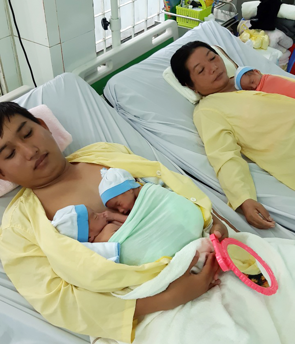 Sản phụ 22 tuổi ở Tân Châu sinh 3 bé trai