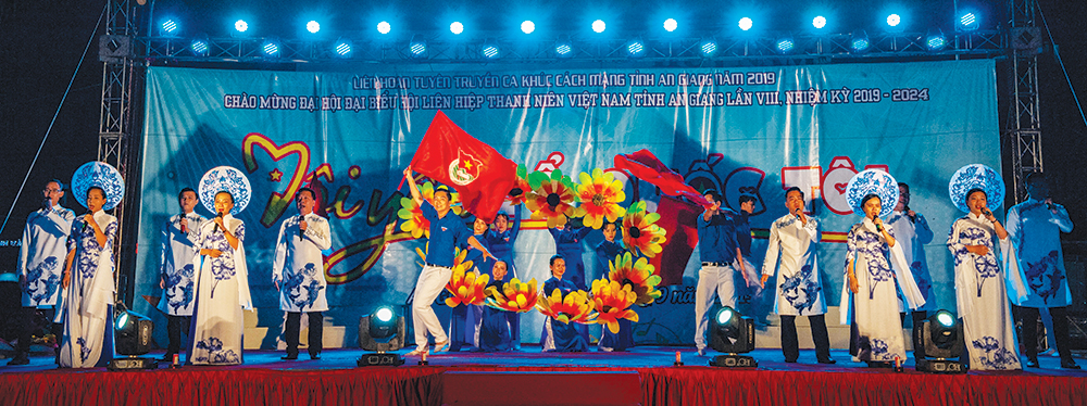 Hấp dẫn Liên hoan các đội, nhóm tuyên truyền ca khúc cách mạng tỉnh An Giang năm 2019