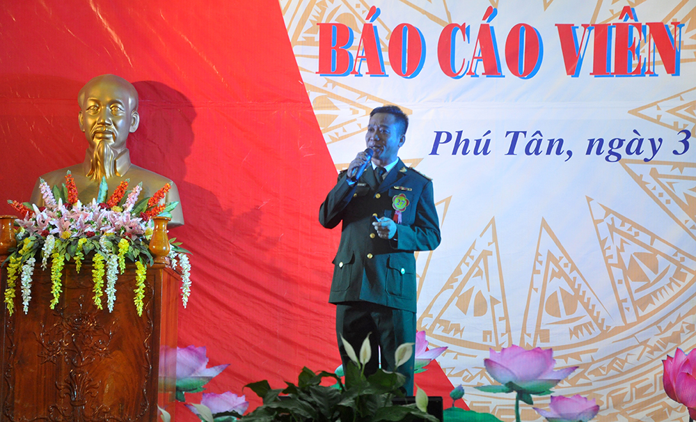 Hội thi báo cáo viên giỏi huyện Phú Tân