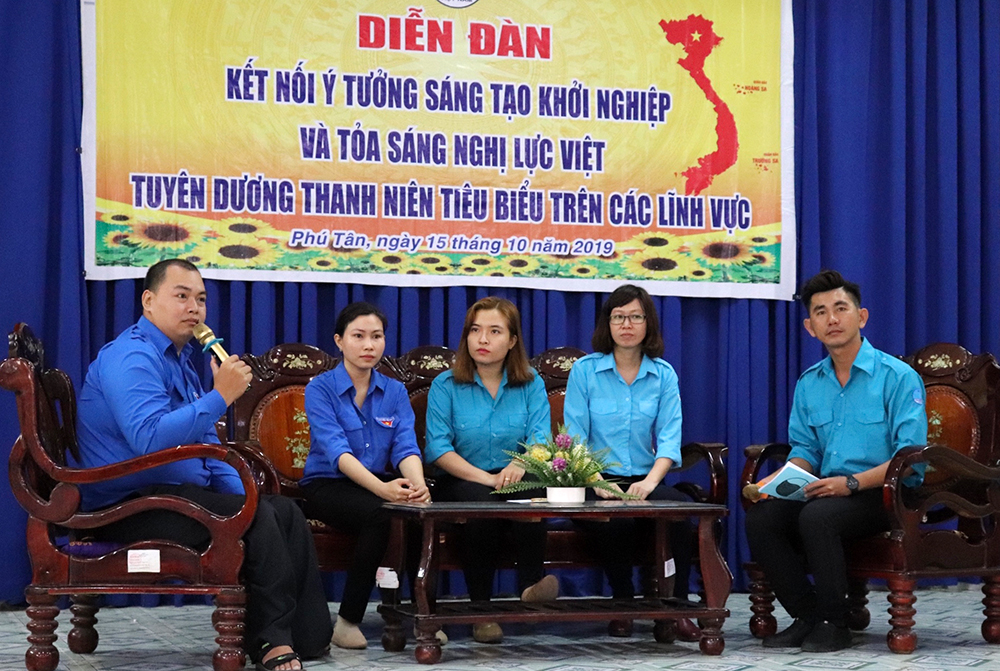 Ủy ban Hội Liên hiệp thanh niên Việt Nam huyện Phú Tân tổ chức Ngày hội “Tôi yêu Tổ quốc tôi” 