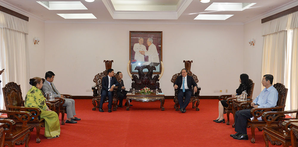 Chủ tịch UBND tỉnh Nguyễn Thanh Bình có buổi tiếp với ngài Sok Dareth, Tổng Lãnh sự quán Vương quốc Campuchia tại TP. Hồ Chí Minh