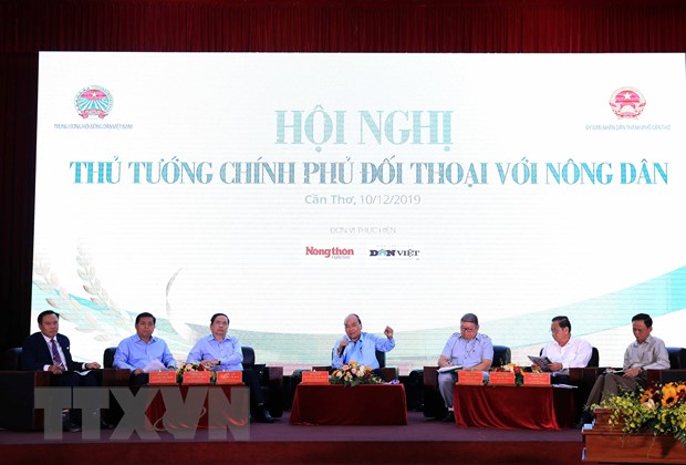 Thủ tướng: Đất nước cần lớp nông dân đổi mới, có kiến thức khoa học