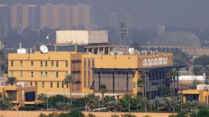 Iraq: 3 quả rocket rơi gần Đại sứ quán Mỹ tại Baghdad