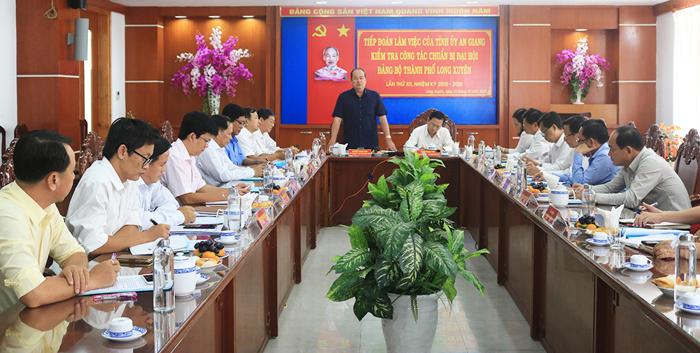 Chủ tịch UBND tỉnh Nguyễn Thanh Bình: Kiểm tra công tác chuẩn bị Đại hội Đảng các cấp tại TP. Long Xuyên