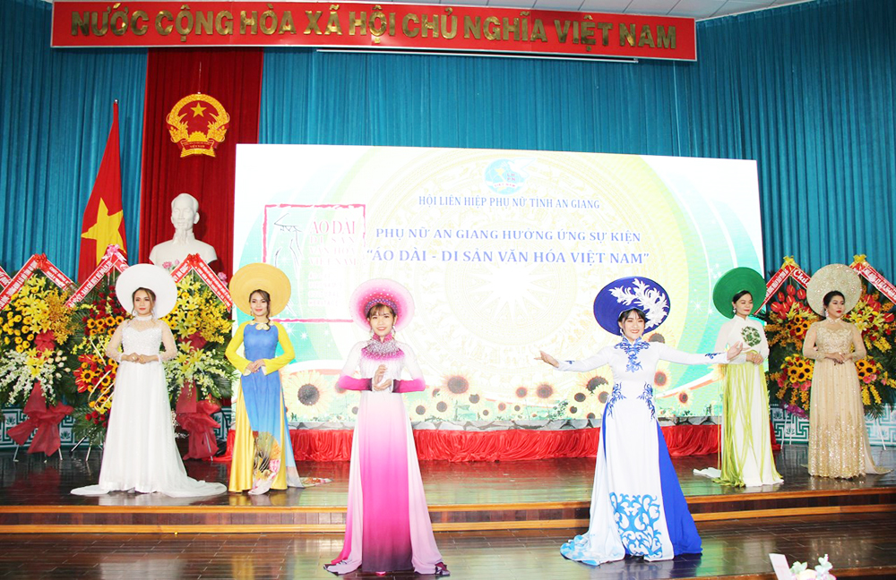 Hội Liên hiệp Phụ nữ An Giang phát động tuần lễ “Áo dài-Di sản văn hóa của người Việt Nam”