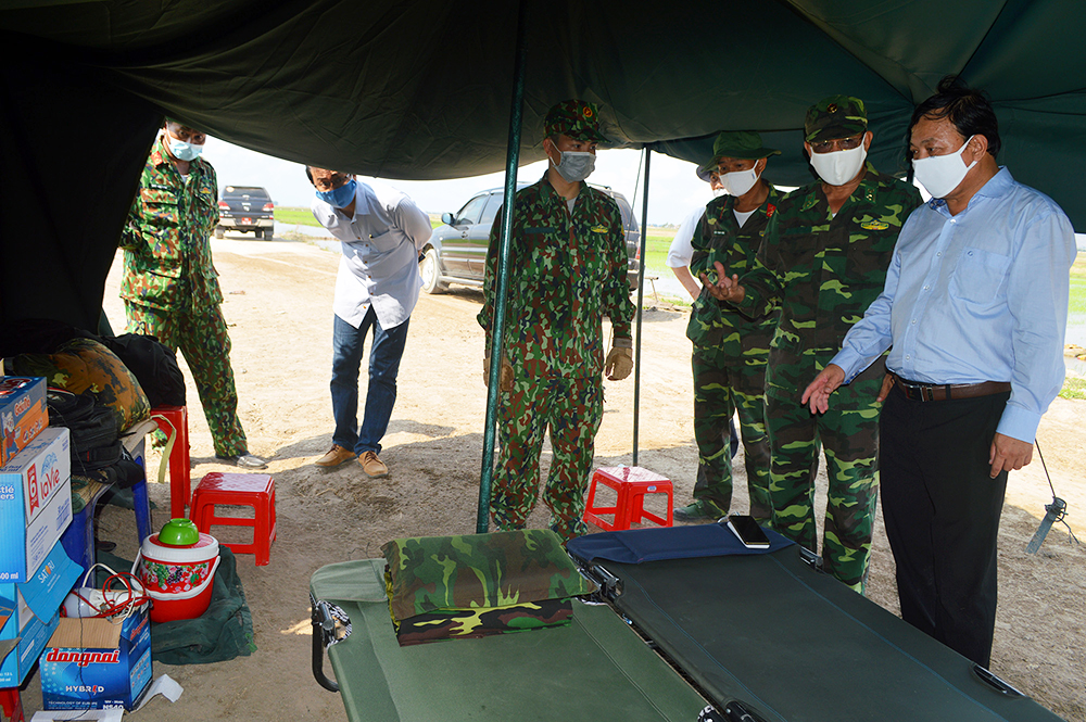 Thăm, kiểm tra các chốt phòng, chống dịch Covid-19 trên biên giới huyện Tịnh Biên