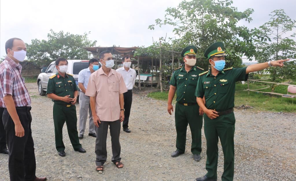 “Lá chắn thép” nơi tuyến đầu chống dịch