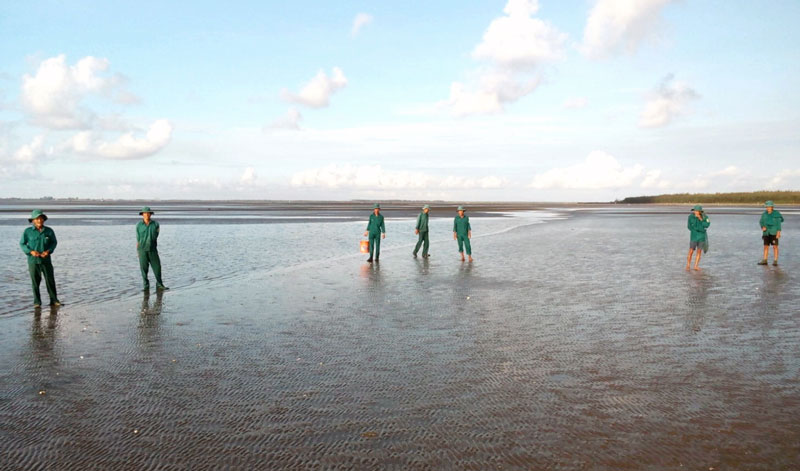 Bảo vệ bình yên khu vực biên giới biển