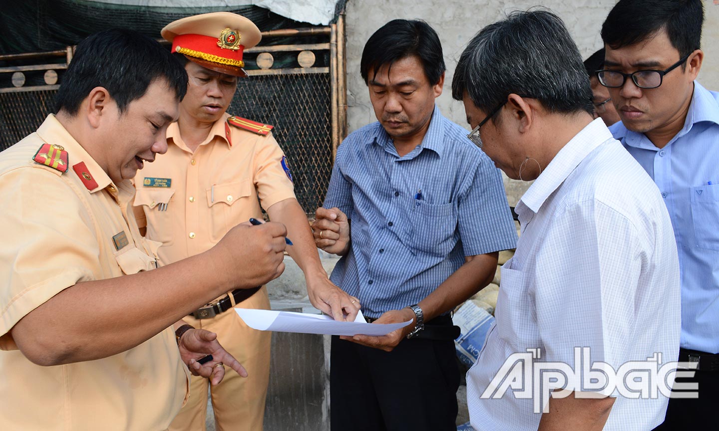 Khảo sát xóa những "điểm đen" trên Quốc lộ 1