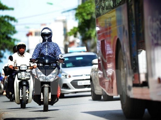 Bắc Bộ, Trung Bộ tiếp tục nắng nóng gay gắt, có nơi trên 38 độ C