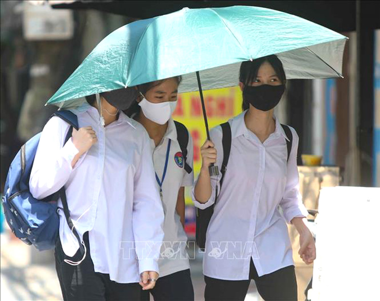 Thời tiết ngày 16-7: Bắc Bộ và Trung Bộ nắng nóng, có nơi trên 39 độ C