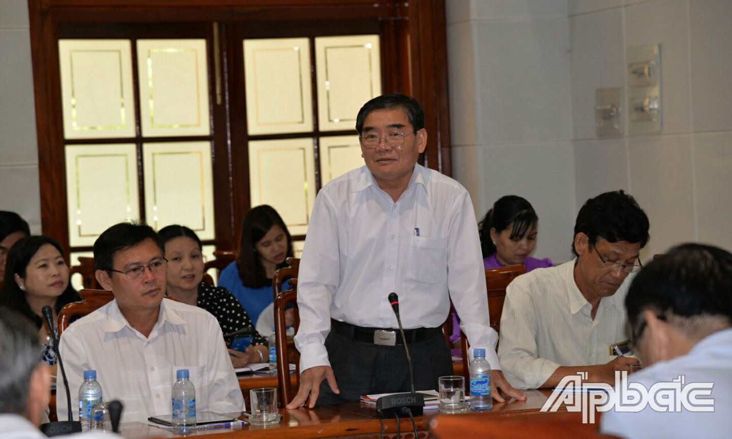 Tiền Giang: khuyến cáo người dân đeo khẩu trang nơi đông người