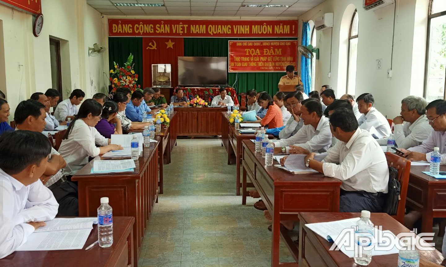 Tiền Giang: Tìm giải pháp đảm bảo an toàn giao thông