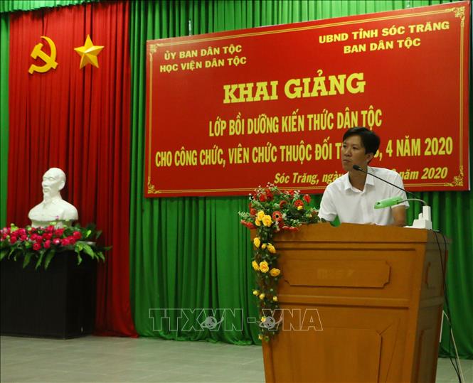 Bồi dưỡng kiến thức dân tộc cho cán bộ, công chức Sóc Trăng