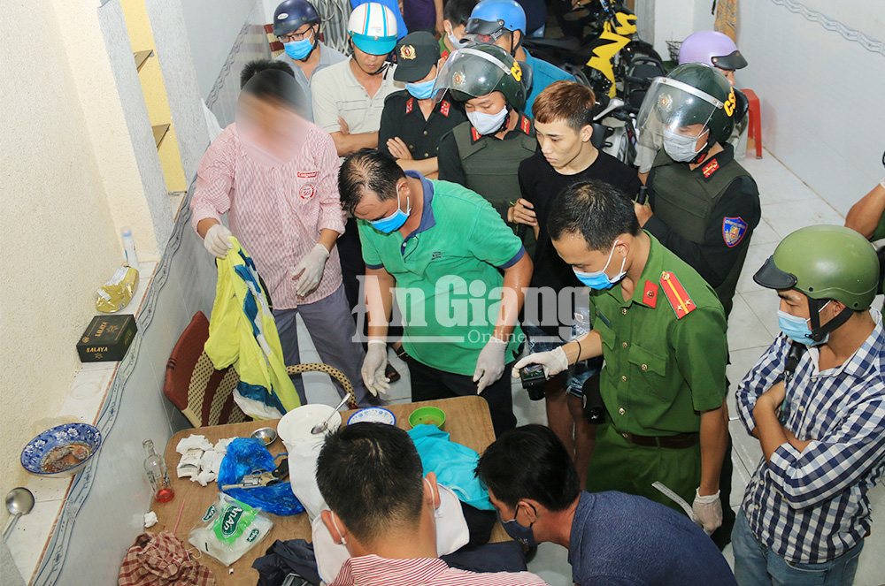 An Giang triệt phá chuyên án ma túy, thu 7 khẩu súng các loại