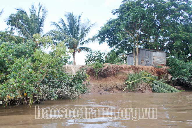 Những lo âu của người dân cù lao trên sông Hậu