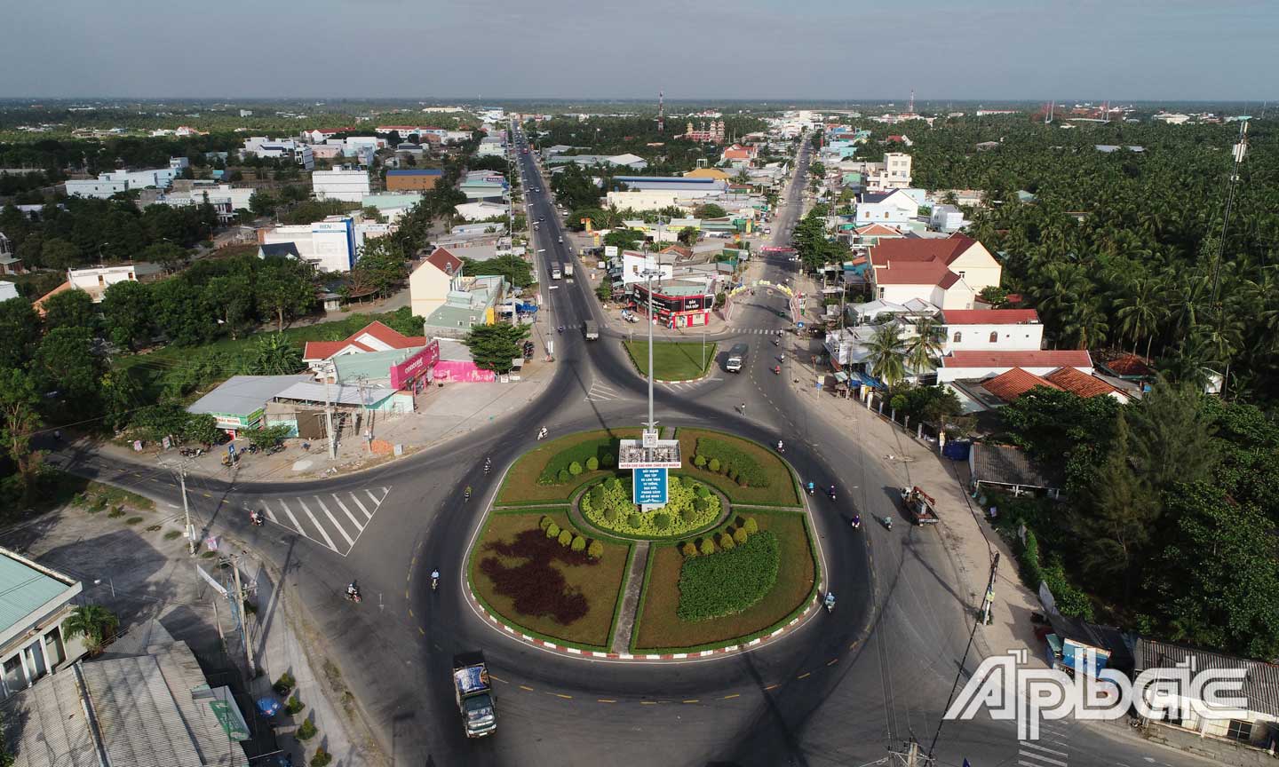 Diện mạo mới cho huyện nông thôn mới