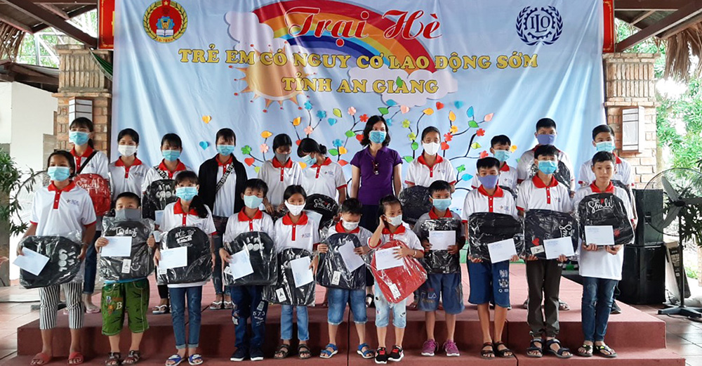 Trại hè dành cho trẻ em có nguy cơ lao động sớm tỉnh An Giang năm 2020
