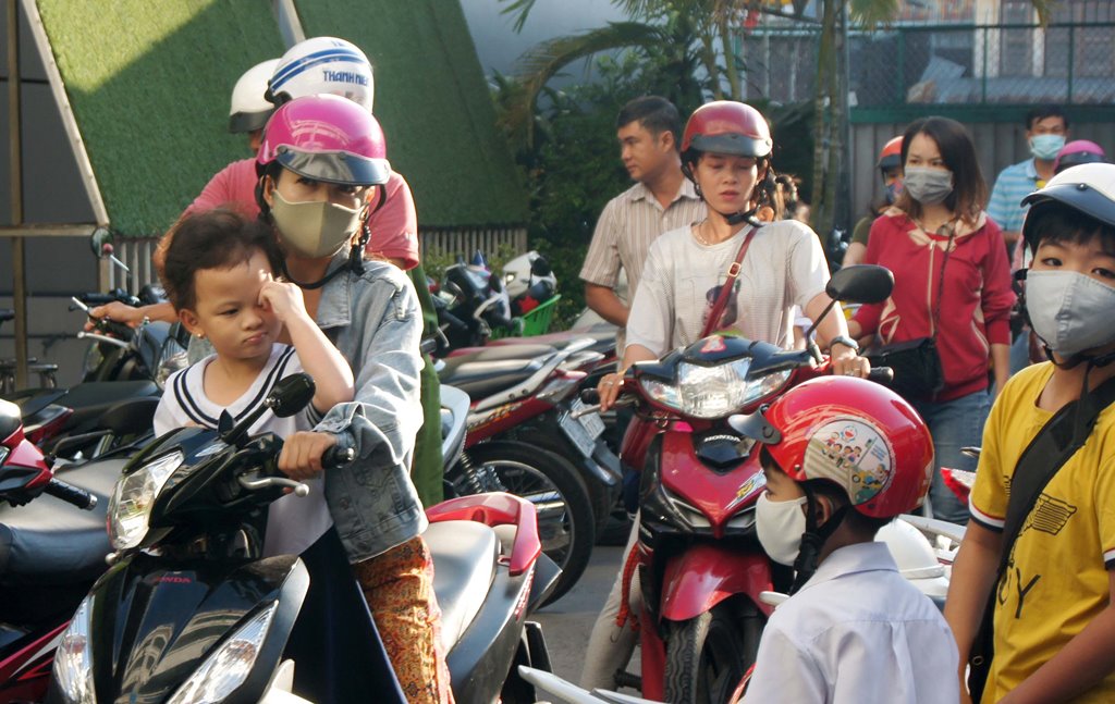 Ngày đầu tiên đến lớp