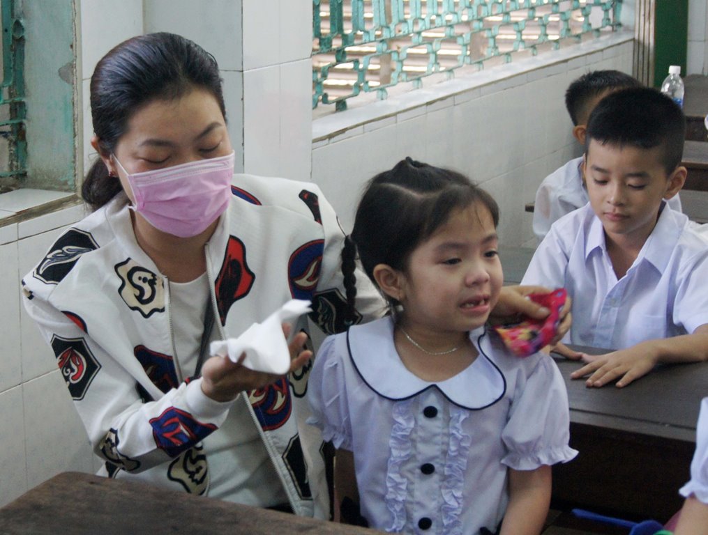 Ngày đầu tiên đến lớp