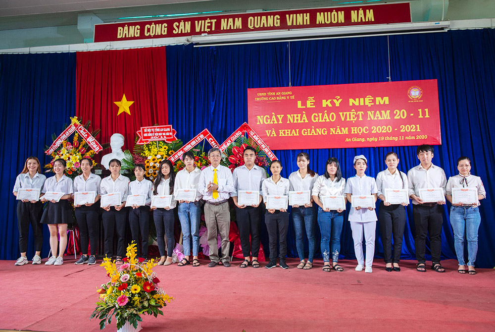 Trường Cao đẳng Y tế An Giang tổ chức lễ kỷ niệm ngày Nhà giáo Việt Nam 20- 11 và khai giảng năm học mới 2020- 2021