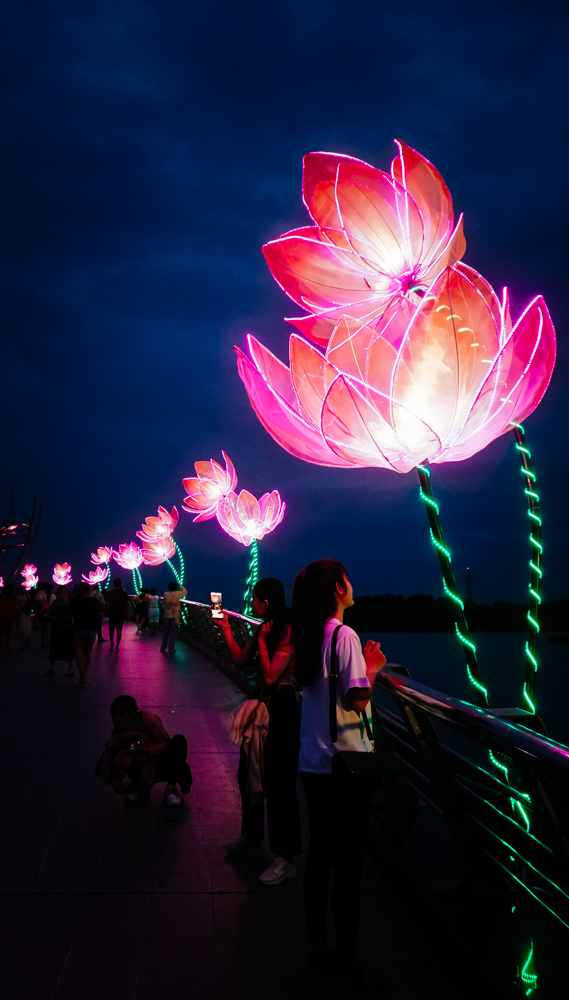 Cùng chờ đón đêm hội hoa đăng Ninh Kiều