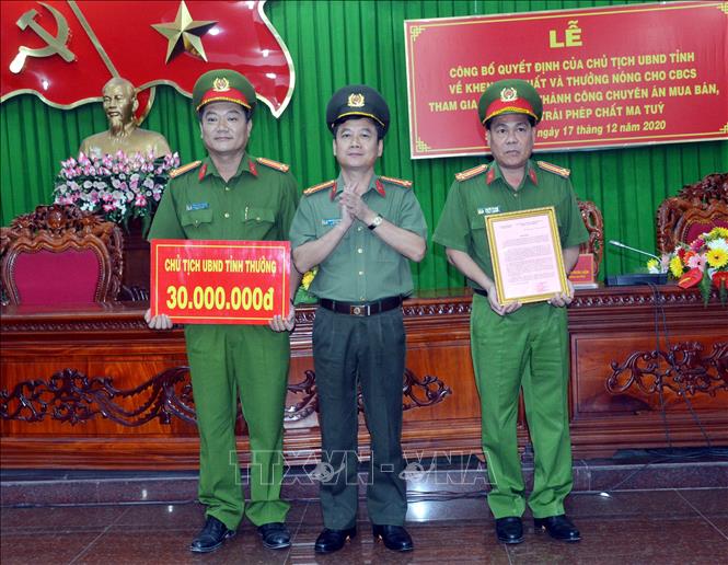 Khen thưởng vụ triệt phá đường dây ma túy số lượng lớn tại Sóc Trăng