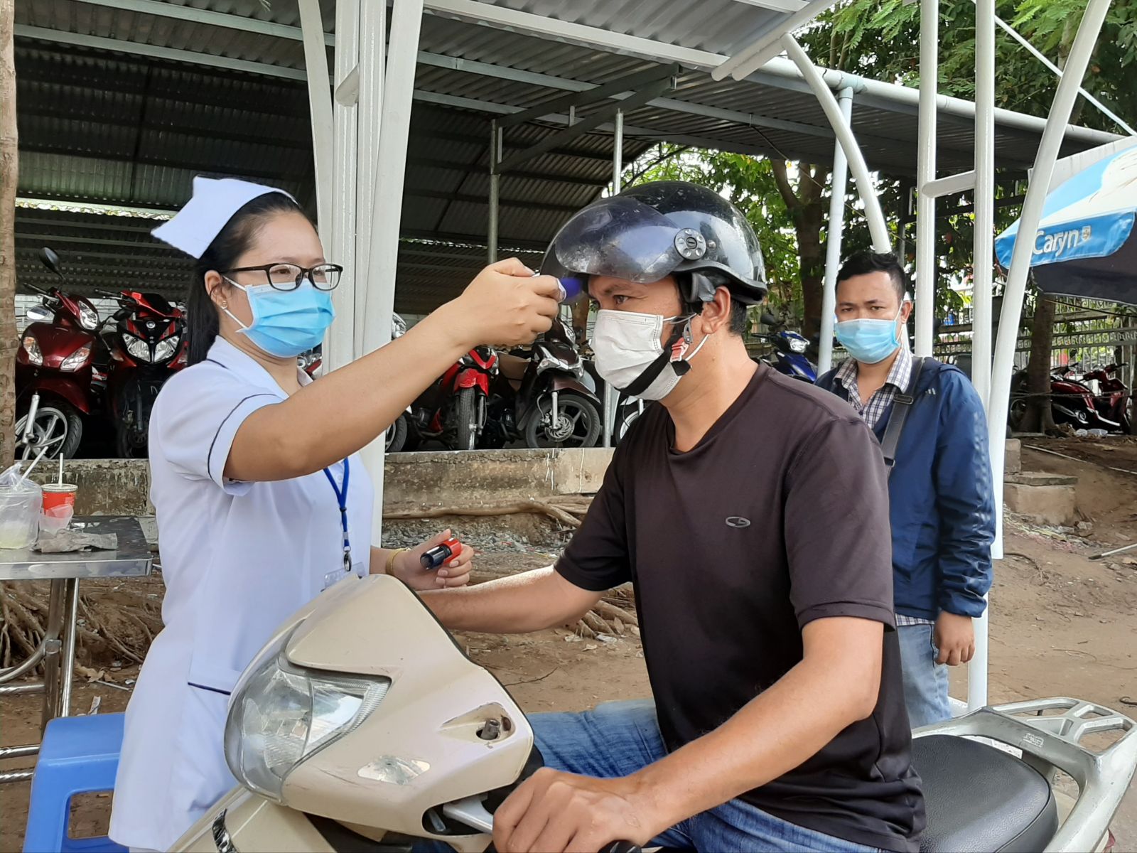 Cần Thơ: Bảo vệ bệnh viện an toàn trong dịch COVID-19
